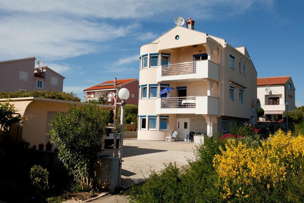 Kožino Apartments Petani מראה חיצוני תמונה